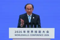 Anwar holds roundtable discussion with leading Chinese companies on AI, robotics