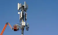 Verizon to invest $70 million in AI training effort