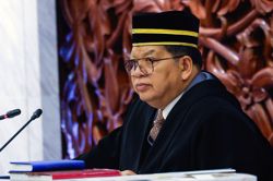 No motion of no confidence submitted yet, says Johari