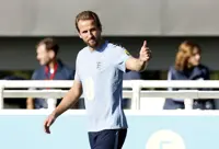 Soccer-Kane considers NFL kicking career after soccer