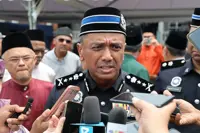 Negri royal row: Cops deny taking sides after barring exco members' office access