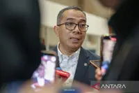 Indonesia accelerates free education at public schools, studies tuition-free universities