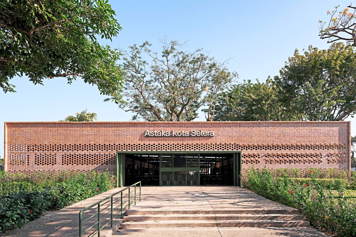 Astaka Kota Selera has been recognised with the PAM 2026 Building of the Year Award, as well as the Commercial Low Rise Gold Award.