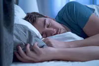 Sleep in darkness for better heart health 