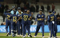 Cricket-Sri Lanka grab dramatic win over England to square series