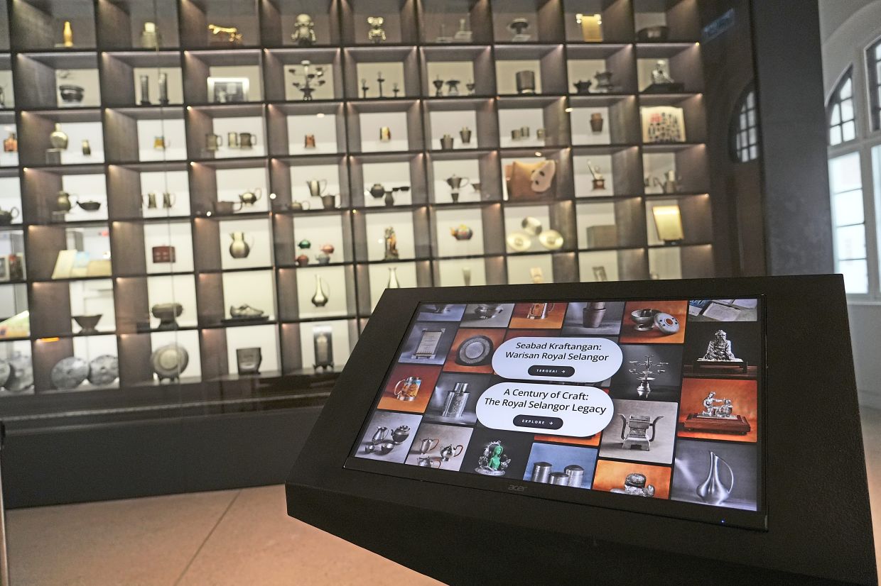 Royal Selangor Gallery has interactive displays for visitors to learn more about pewter.