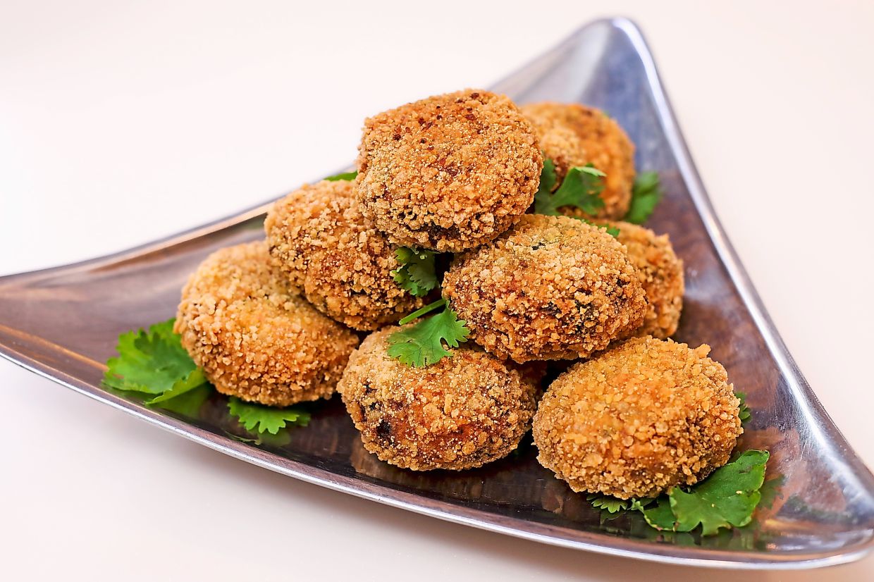 Crowd-pleasing sardine cutlets