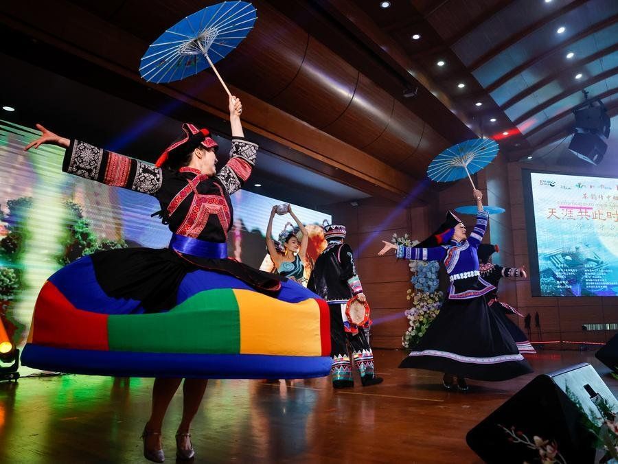 Artists perform traditional dances during an event to celebrate the upcoming Mid-Autumn Festival in Yangon, Myanmar, Sept. 23, 2026. - Photo: Xinhua