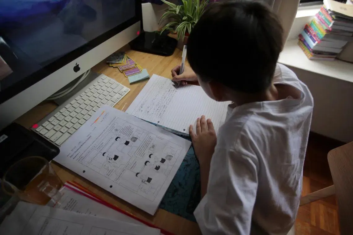 Singapore Parents Spend More on Tuition Amid Rising Academic Pressure