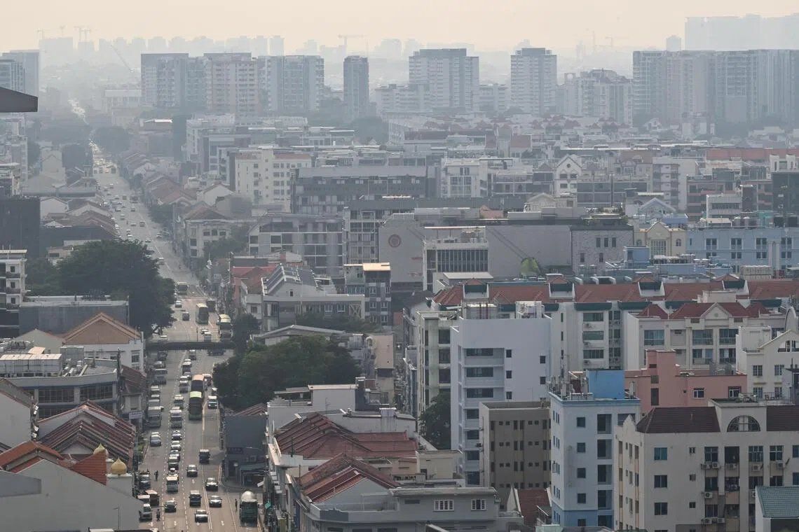 Singapore Air Quality Enters Unhealthy Range as PSI Climbs to 108