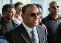 Notice for Saravanan and family to declare assets
