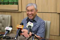 Melaka polls: Barisan to hold alliance talks with two separate political groups next week, says Zahid