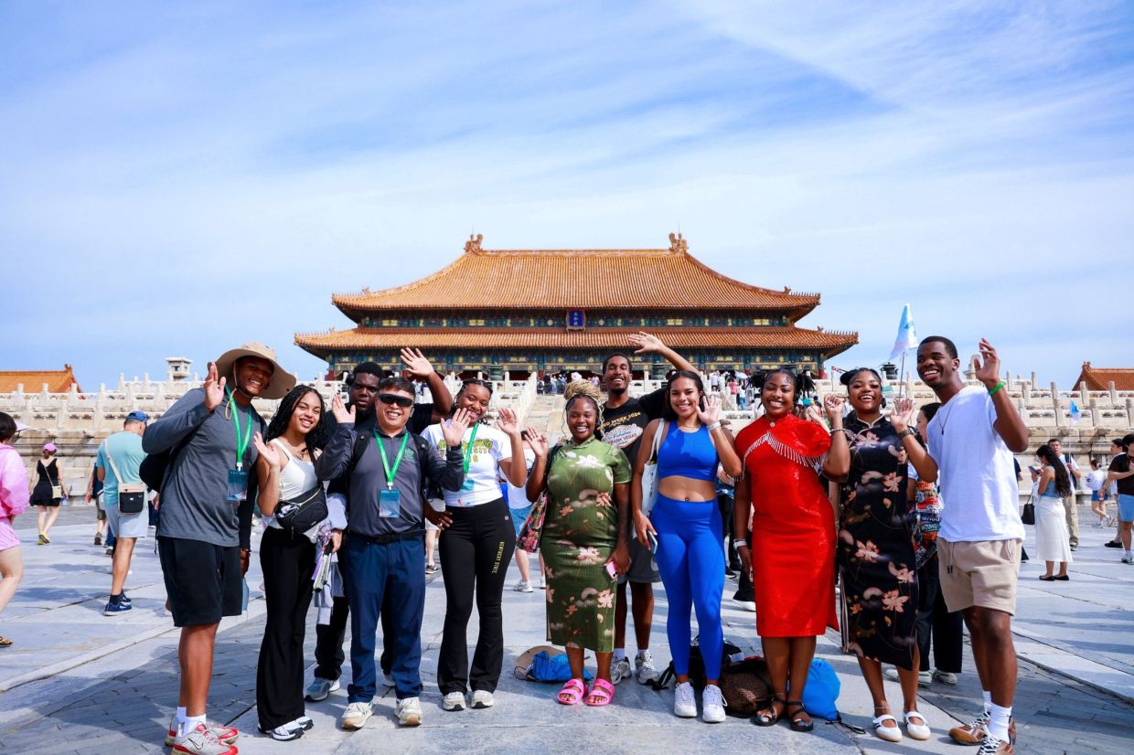 President Xi Jinping calls on China, US youth to advance bilateral ...