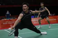 World No. 6 down former world champs to move within one win of a medal