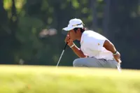 Golf-Internationals keep upset hopes alive at Presidents Cup
