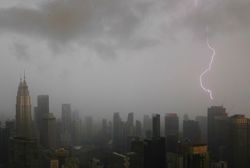 Thunderstorms, heavy rain forecasted for seven states, KL, Putrajaya and Labuan until 1pm