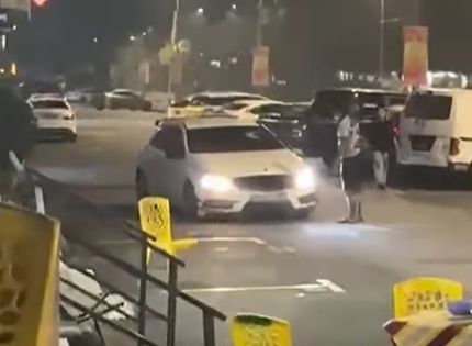 QuickCheck: Was a car caught on video ramming into a food stall in JB?