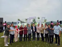 Johor's golden bachelor exco Ting Han ties the knot with partner Mei Yee