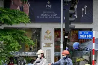 Vietnam jeweler PNJ forecasts loss after diamond smuggling scandal