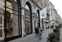 Apple, Amazon face revived UK consumer lawsuit over product sales