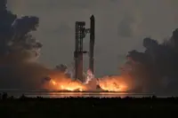SpaceX's Starship reaches orbit despite engine issue