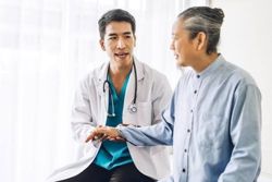 Handgrip test could help doctors detect early heart ageing in seniors: National Heart Centre Singapore