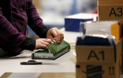US holiday online sales to grow 6.7% as discounts attract shoppers, Adobe Analytics forecasts