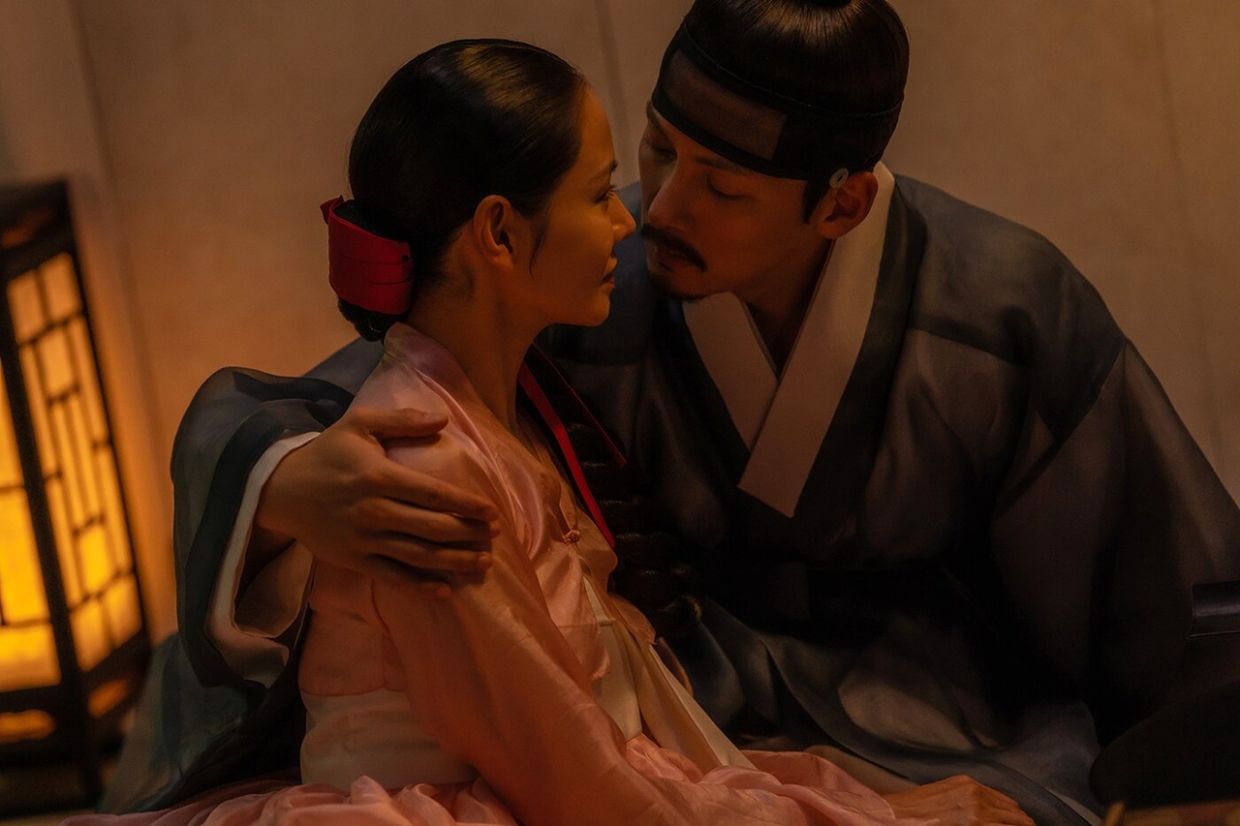 'The Scandal' stars Son Ye-jin (left) and Ji Chang-wook. Photo: Handout