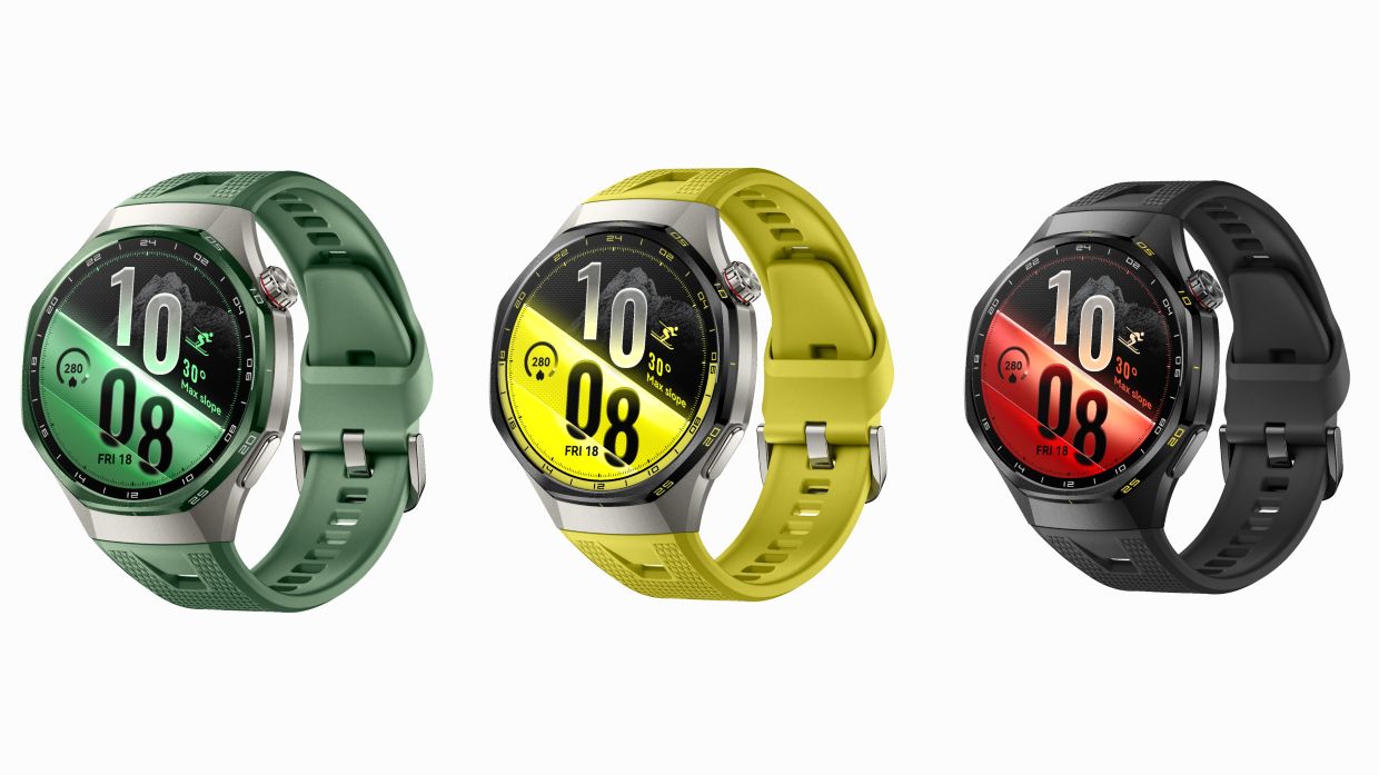 The HUAWEI WATCH HT 7 Pro in Green, Yellow and Black. The HUAWEI-first EasyCross Strap adds a tuck-under design for a cleaner profile and a quicker, more secure fit.