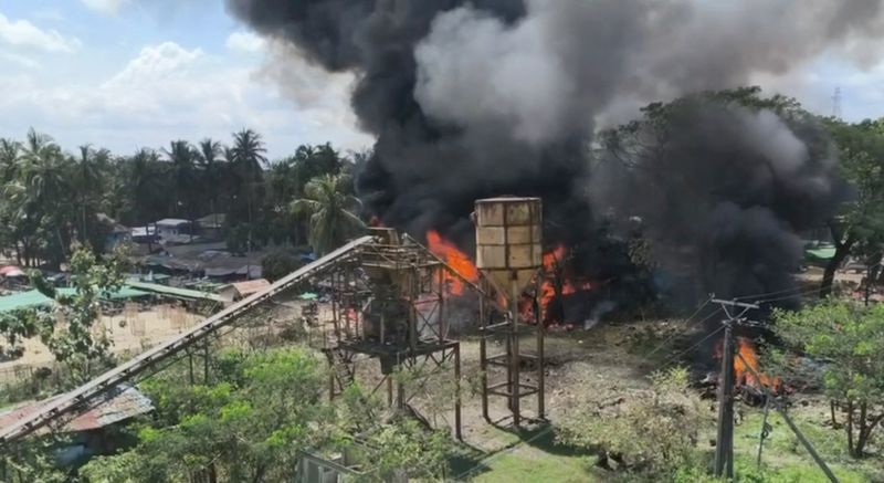 Zahl der Todesopfer durch Luftangriff aus Myanmar im Rakhine-Staat steigt ...