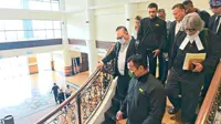 Civil servant, businessman charged in bribery case