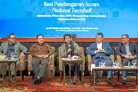 Azalina: FOI Bill may need only simple majority