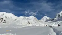 Four bodies found after Nepal’s Himlung avalanche, 12 still missing
