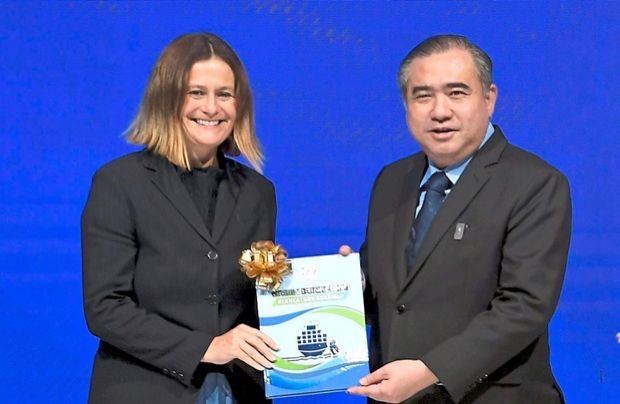 Future plan: Loke (right) and Australian High Commisioner to Malaysia Danielle Heinecke at the Malaysia Maritime Week 2026 launch. — AZHAR MAHFOF/The Star