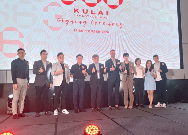 Leong (fourth from left) with partners that have signed a memorandum of understanding (MOU) with the company.