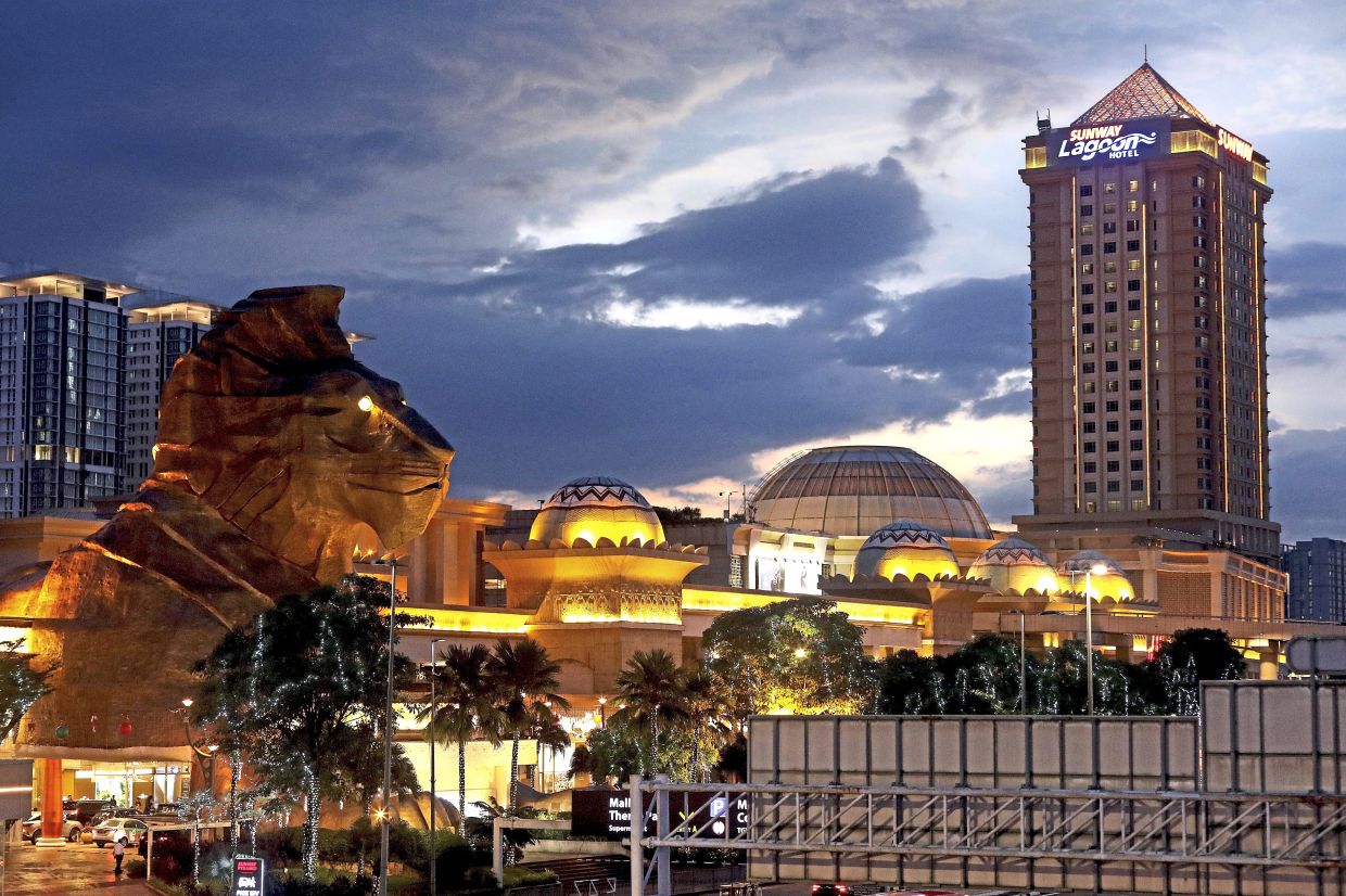 Sunway Pyramid is Selangor’s first themed mall.