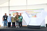 HELPING MICRO-ENTREPRENEURS BUILD STABLE LIVELIHOODS