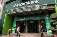 Vietcombank considers public offshore bond issue