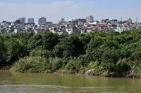 Vietnam admits 'differing opinions' on Hanoi development