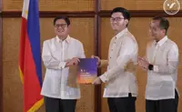 Philippine President launches platform for transparent govt spending