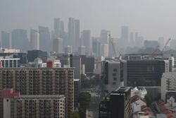 Haze in Singapore: Air quality improves slightly but PSI in most areas still in unhealthy range