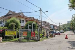 MBSJ to remove Jalan BK3 barriers after residents' group misses deadline