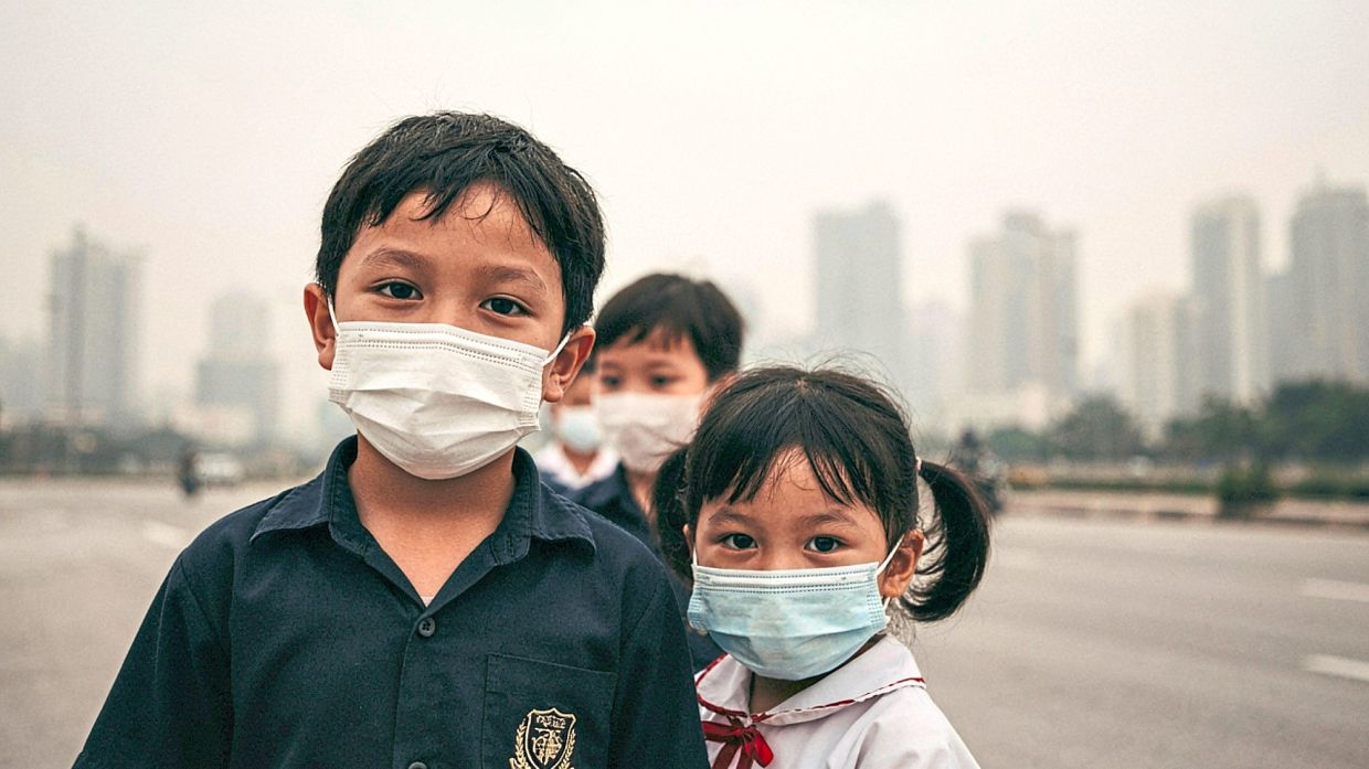 Children are vulnerable to haze because their lungs and immune system are still developing. Photo: Magnific
