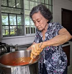 This Malaysian is 93 and still dishing out her famous achar Sarawak