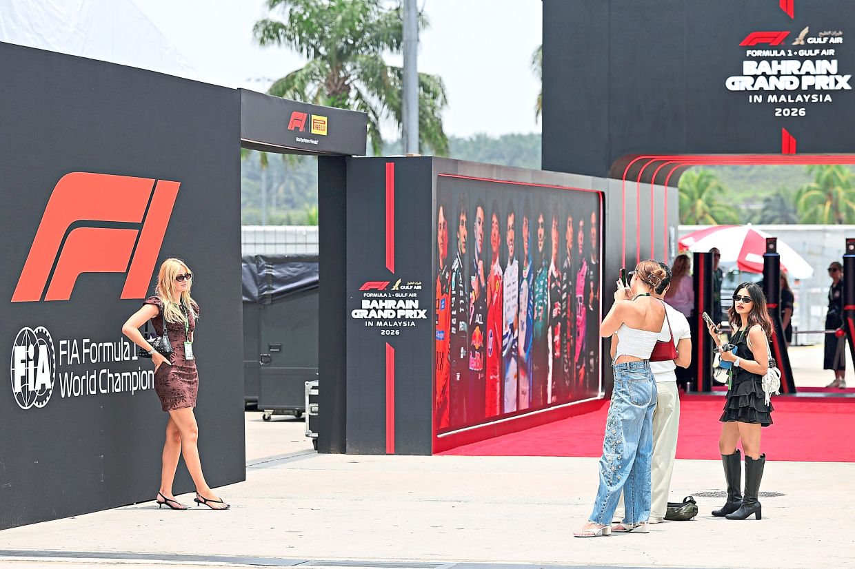 F1 fans urged to use public transport to Sepang race circuit