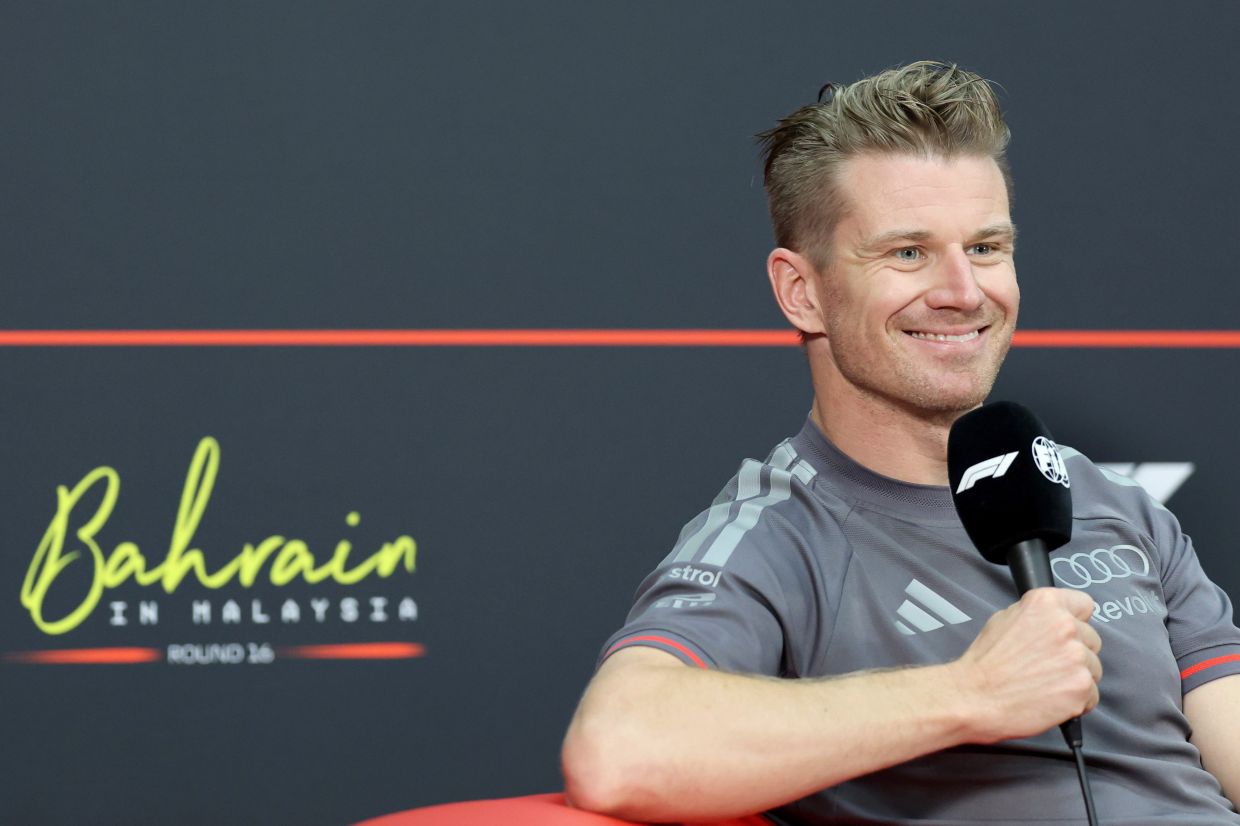 Hulkenberg feeling the Bahraini atmosphere in Sepang