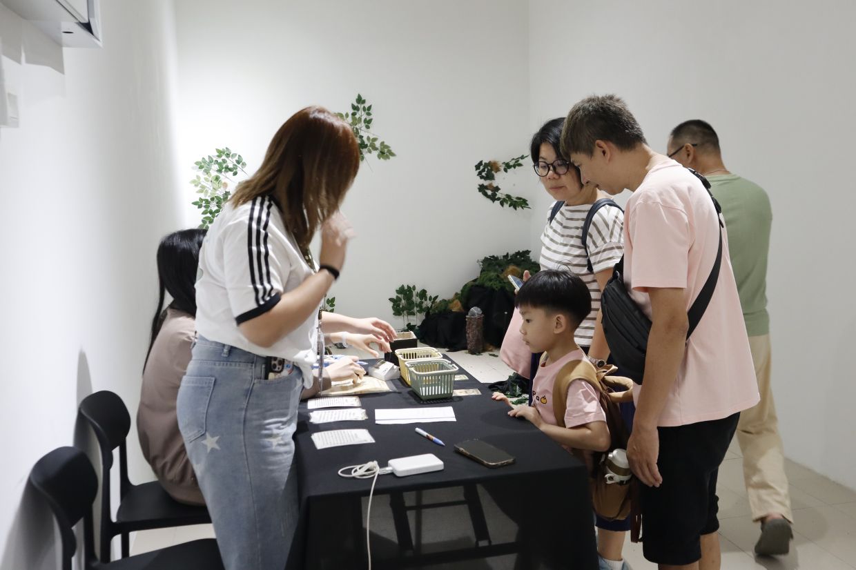  One of the booths at the event. 