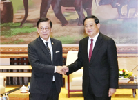 Laos, Thailand seek stronger economic, border ties