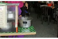 QuickCheck: Will MBJB start charging RM500 for every stall operating inside an eatery?