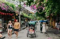Vietnam welcomes 17.7 million foreign visitors in nine months, 71 % of annual target met